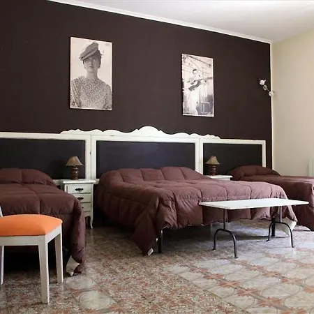 Liberta Bed & Breakfast 2*